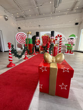 Load image into Gallery viewer, Elf and Gift bundle Holiday Package (Throne chair + 8 props)
