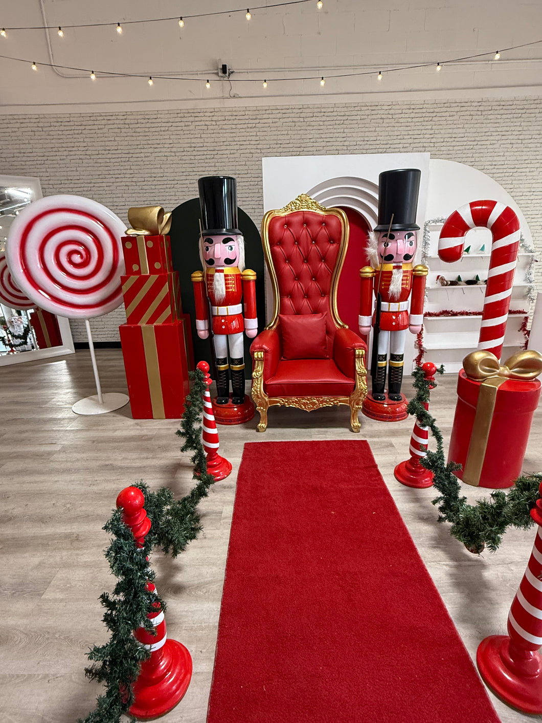  Santa throne setup Toronto