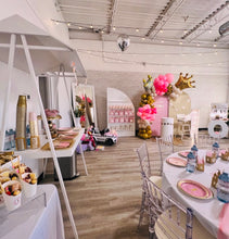 Load image into Gallery viewer, Party room in toronto great prices 
