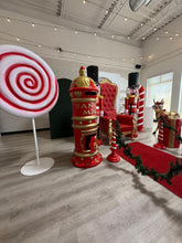 Load image into Gallery viewer, Santa’s Mail &amp; Throne Experience (Throne Chair + 8 props )
